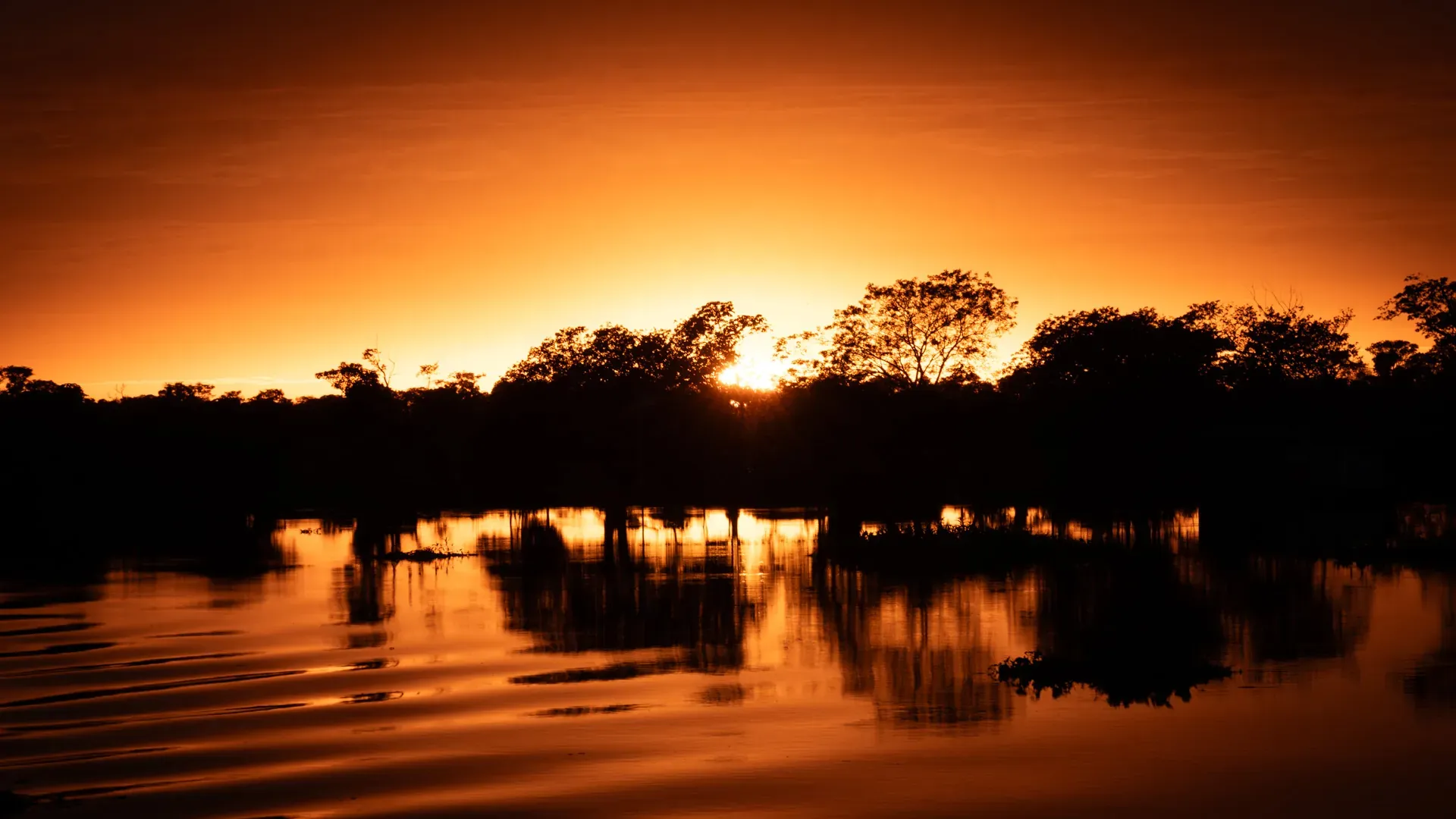 Landscape of the Serra do Amolar at dawn